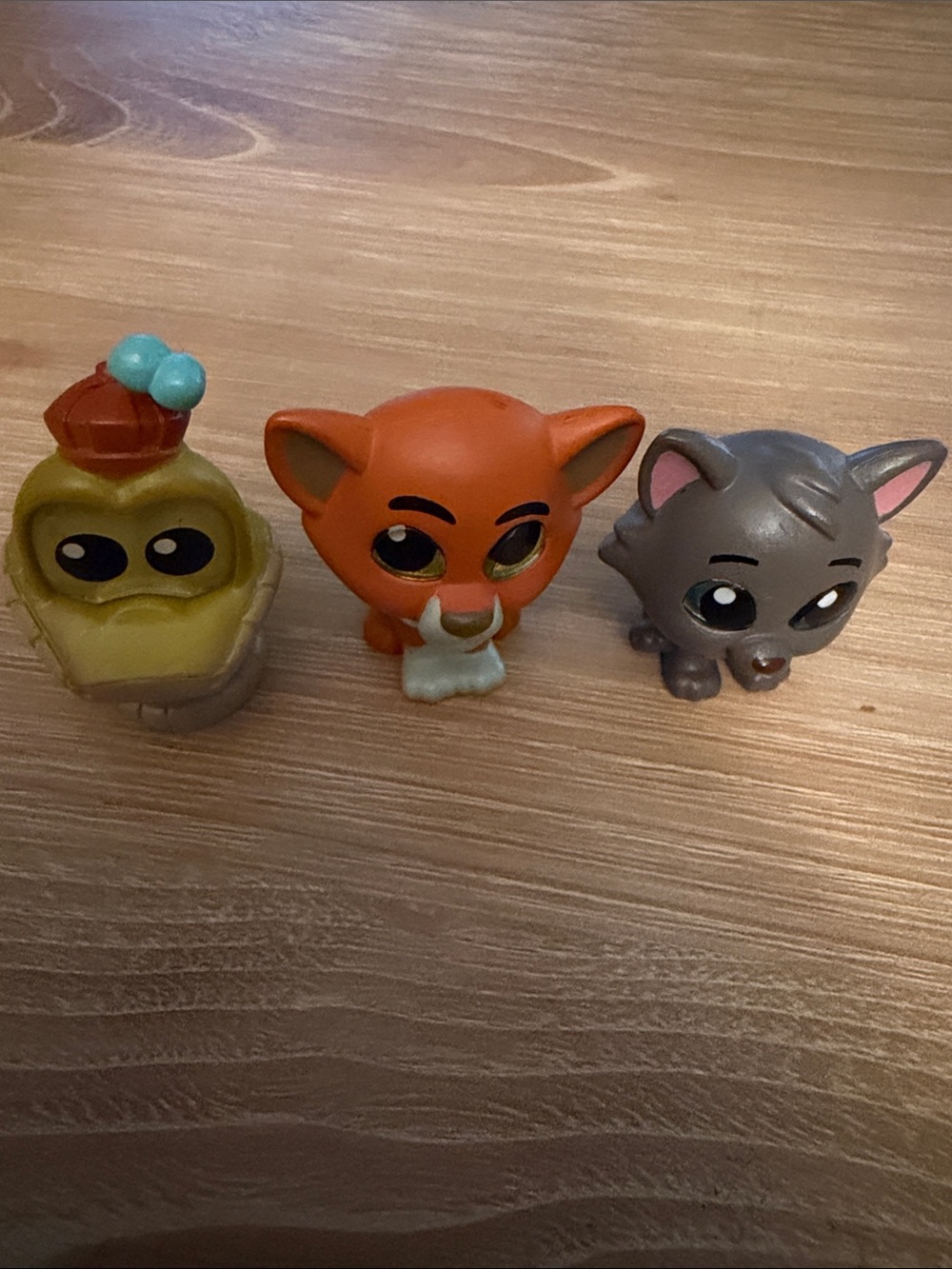 Disney Doorables Aristocats and Robinhood